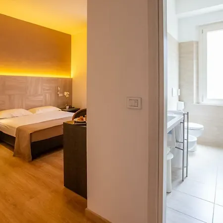 Hotel Lory 3*
